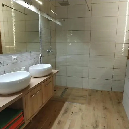Dwupokojowe Mieszkanie - Podczele Apartman *